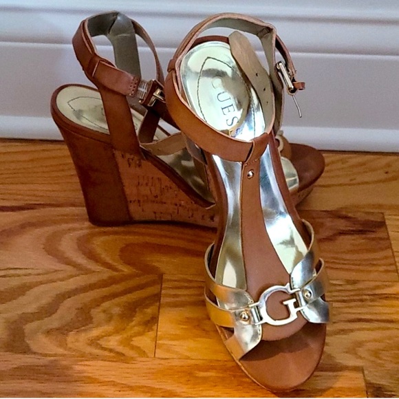 Guess Wedge Heel - Picture 1 of 2